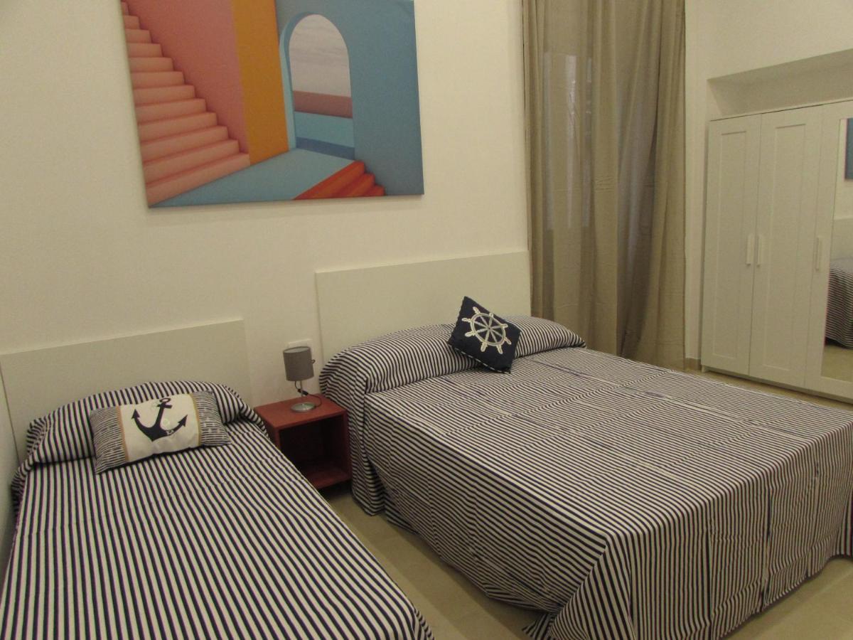 Enzo Home Naples Luaran gambar